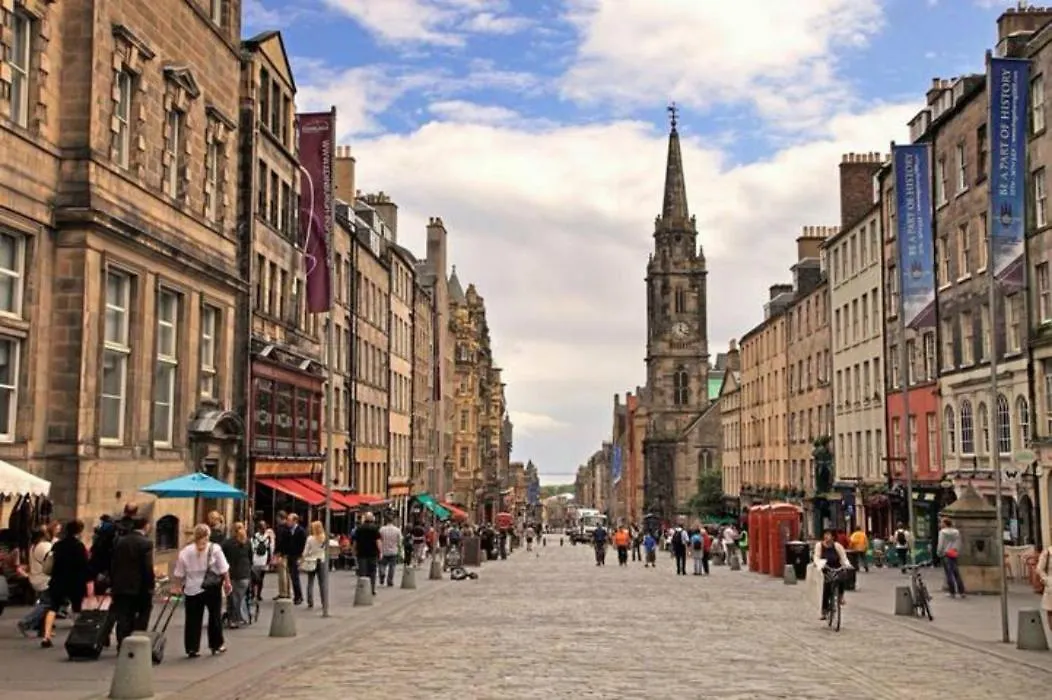 Warm&Welcoming City Centre Apartments By Meadows 8 Edinburgh