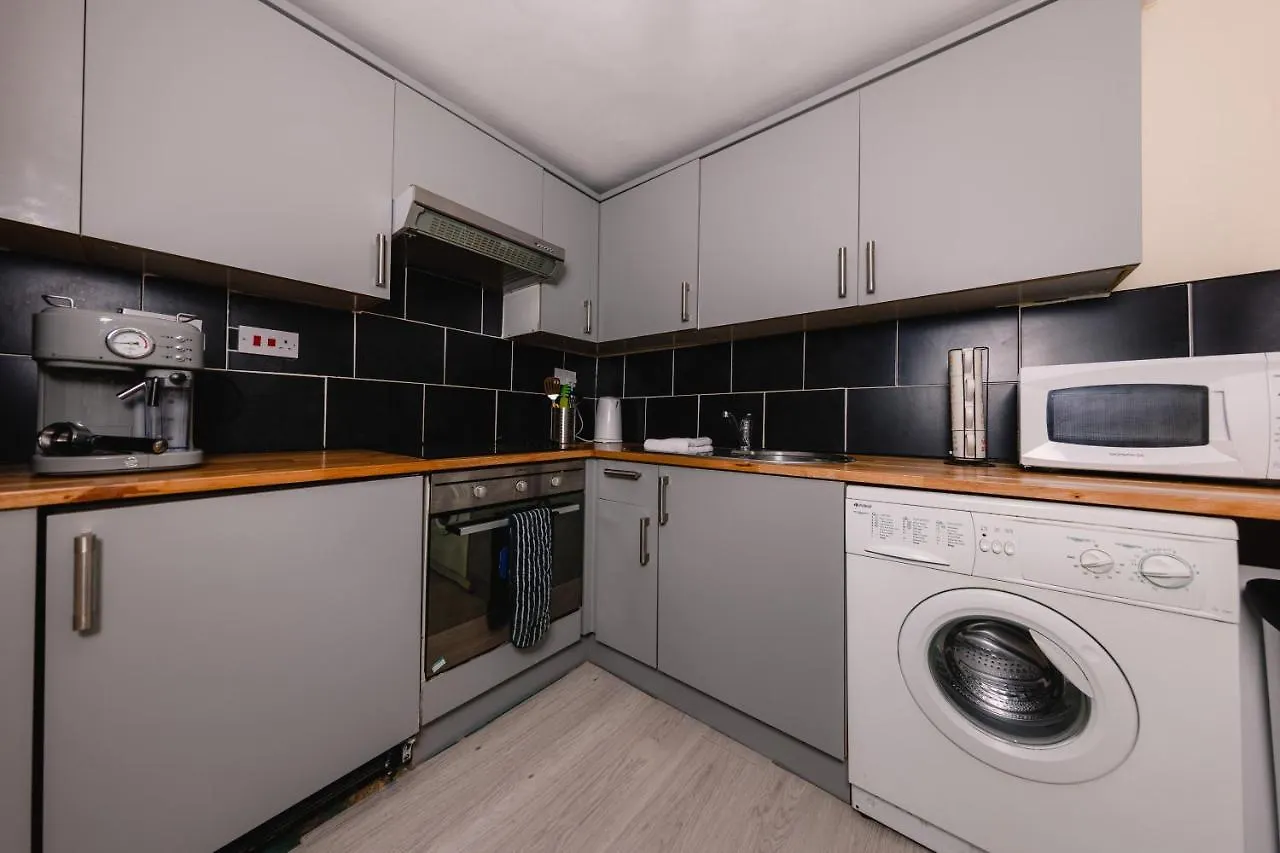 Warm&Welcoming City Centre Apartments By Meadows 8 Edinburgh